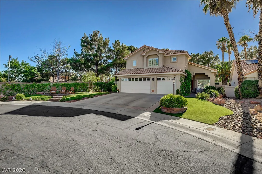 4 bed, 3.0 bath, 2896 sqft, $3,895 — Photo 4