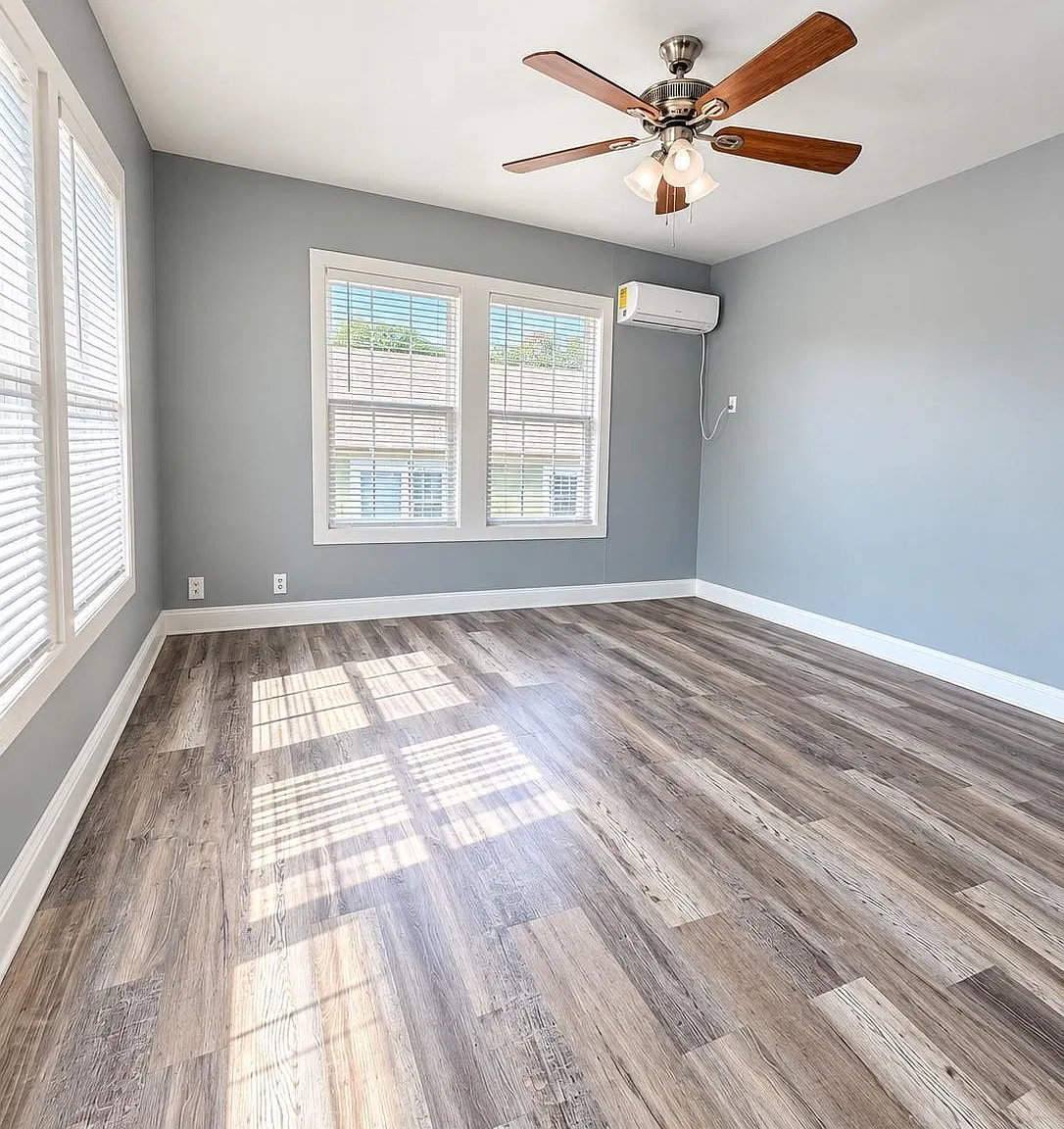 1 bed, 1.0 bath, 600 sqft, $900 — Photo 2