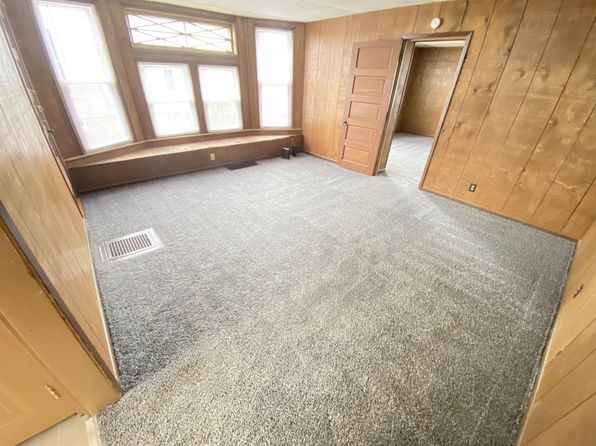 424 N Main St APT B, Bellefontaine, OH