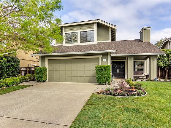 2nd image of 328 Fontaine Dr