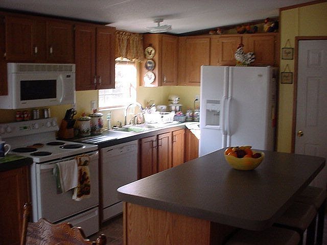 2nd image of 178 Tumbleweed Rd