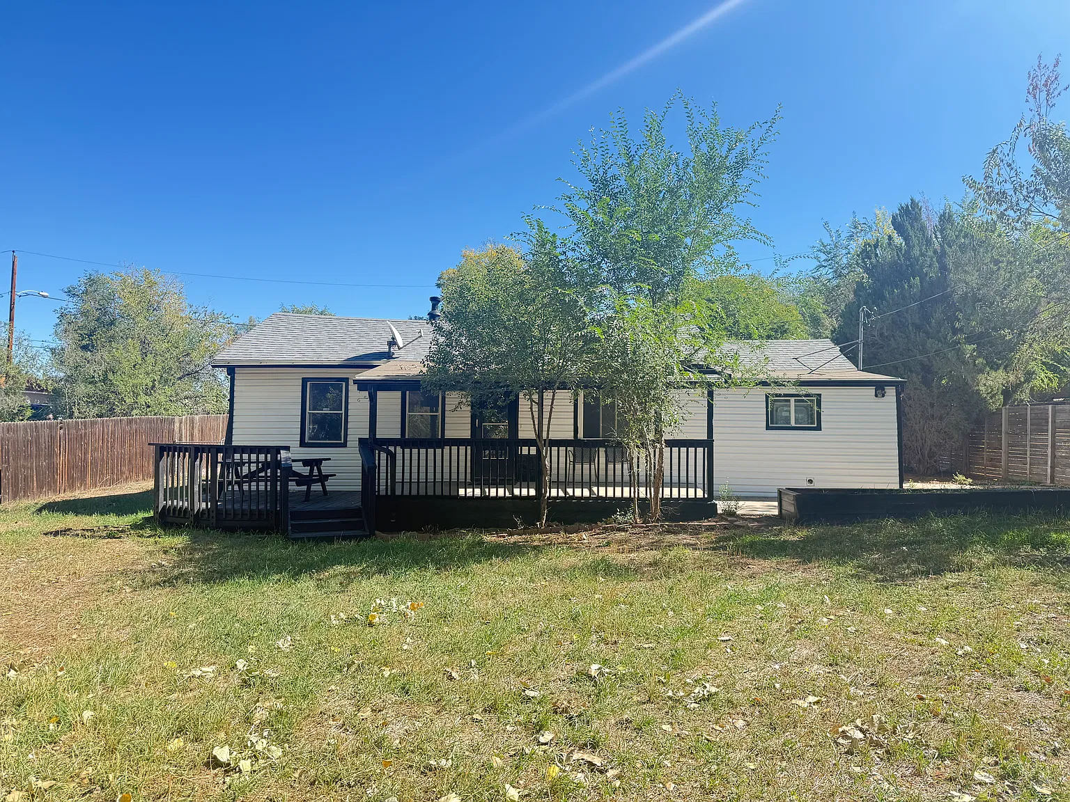 3 bed, 1100 sqft, $3,000 — Photo 1