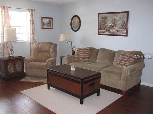 3rd image of 5103 Park Lake Dr N