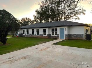 2 Canterberry Cir, Foley, AL 36535