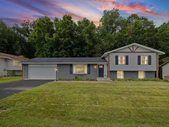 100 Foxwood Ct, Lafayette, IN 47905