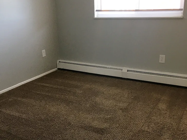 Valley York Apartments — Photo 28
