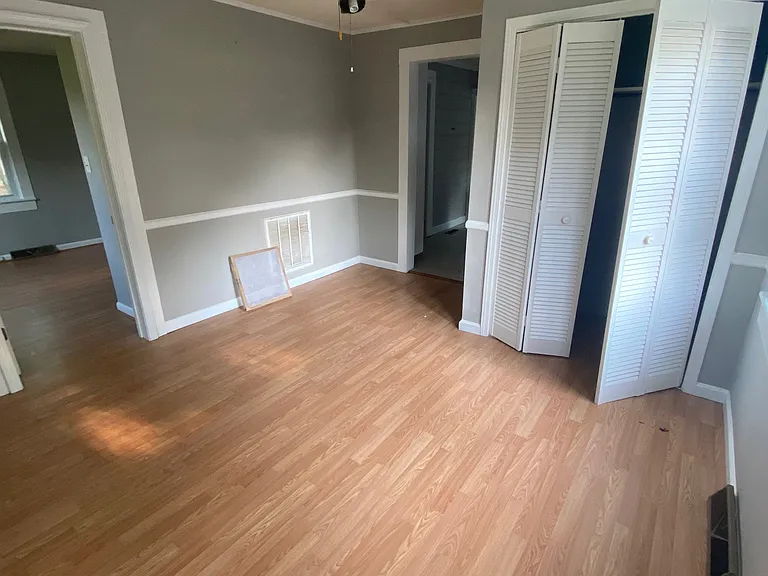 312 Three Bridges Rd — Photo 2