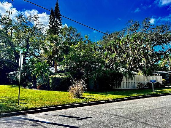 3rd image of 1904 Shade Ave