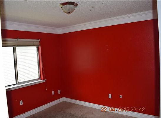3rd image of 105 Jeffer Dr