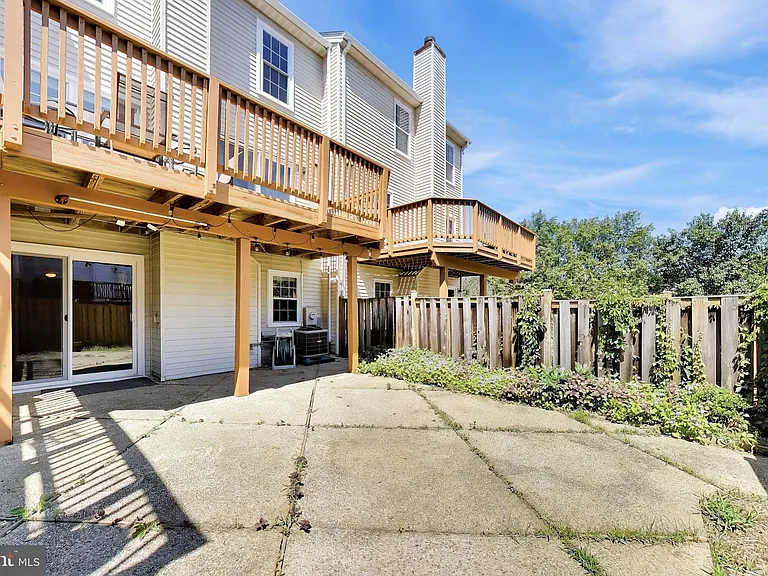 4 Earth Star Ct — Photo 32