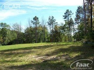 Starwood Dr, Fenton, MI
