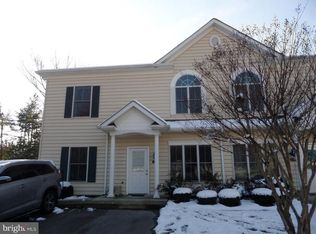 22525 Chickadee Cir, Lexington Park, MD 20653