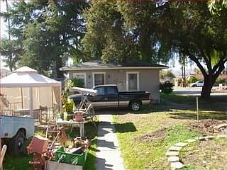 3rd image of 198 Kirk Ave
