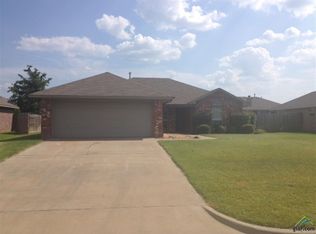 11215 Preakness Dr, Flint, TX 75762
