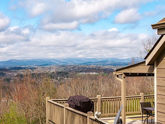 2nd image of 624 Talona Mountain Rd