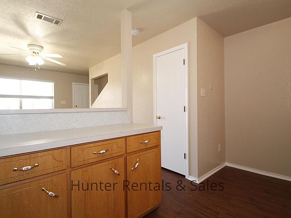 4th image of 4206 Deek Dr APT B
