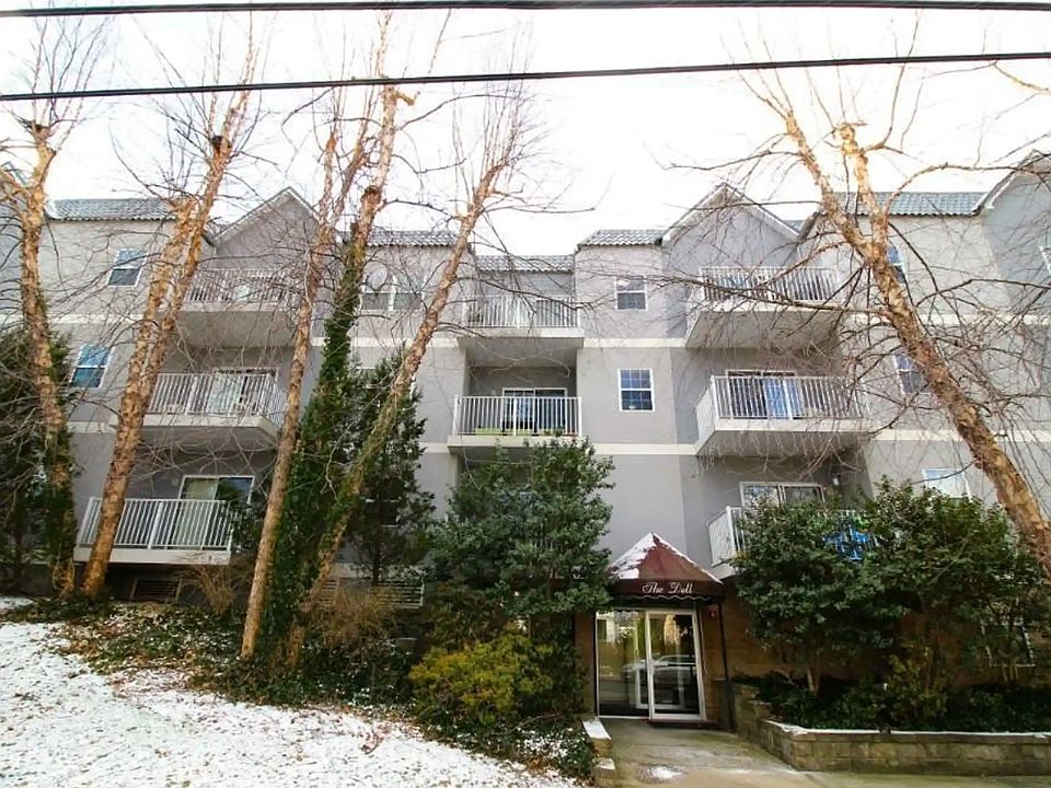 1st image of 111 S Broadway APT 1B