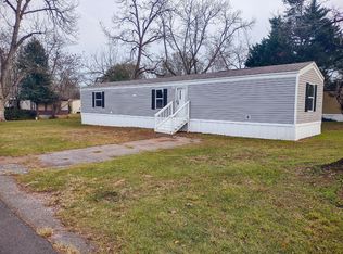 645 Harveydale Dr, Fayetteville, NC 28301