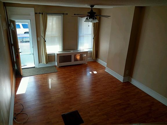 Full living room
