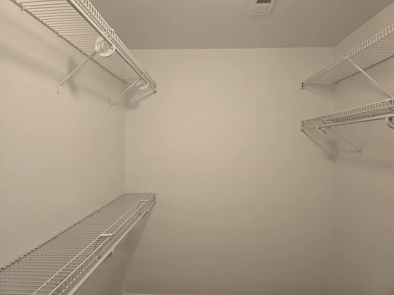 9521 Pine Trails Ct — Photo 21