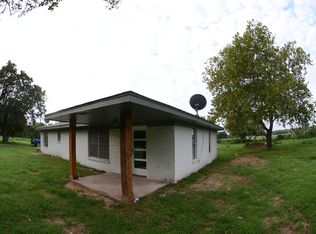 5283 Carpenters Bluff Rd, Denison, TX 75021