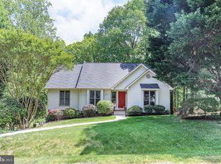 9711 Gunston Hall Rd, Fredericksburg, VA 22408