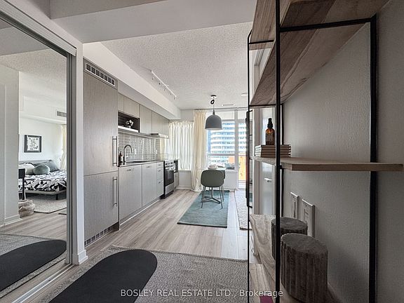 3rd image of 365 Church St #1504