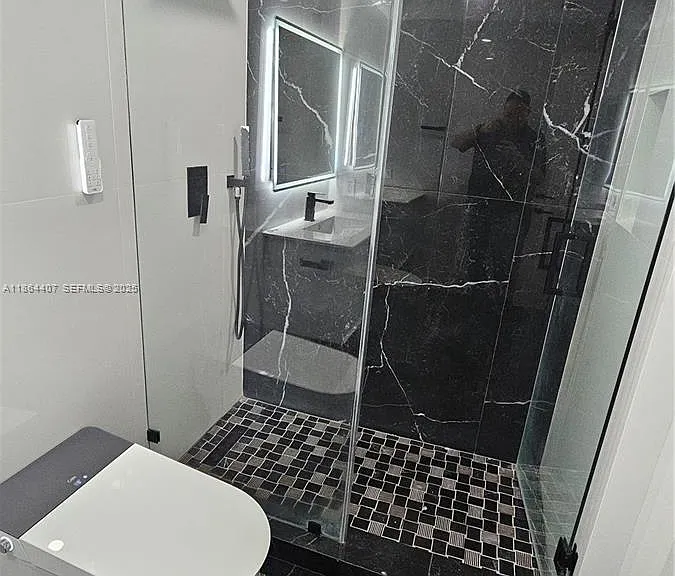 1861 NW North River Dr #11 — Photo 46