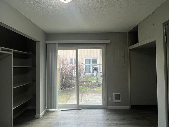 4th image of 746 SE 187th Ave #106