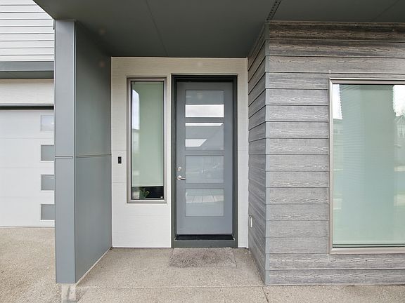 2nd image of 4018 SE 77th Ave