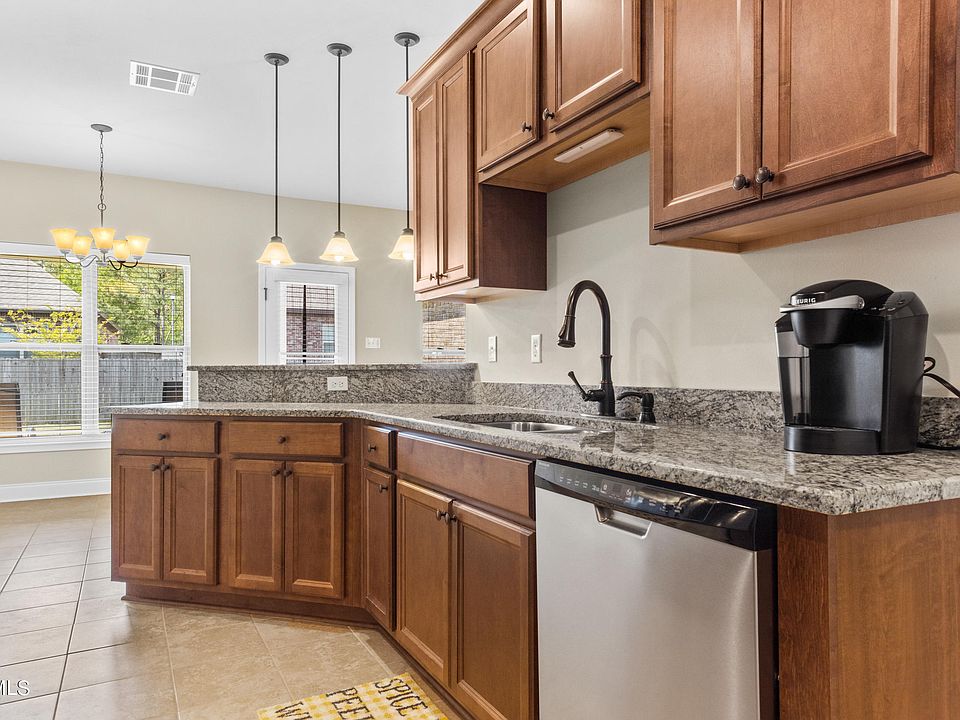 13343 Hilliard St Diberville, MS, 39540 Apartments for Rent Zillow