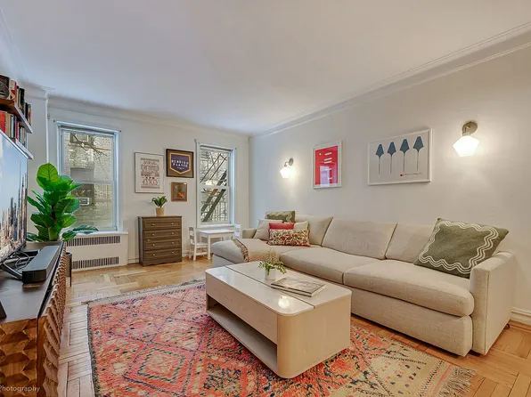 41-08 43rd St APT 1D, Queens, NY 11104