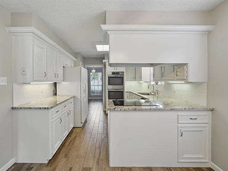 22406 Prince George St — Photo 10