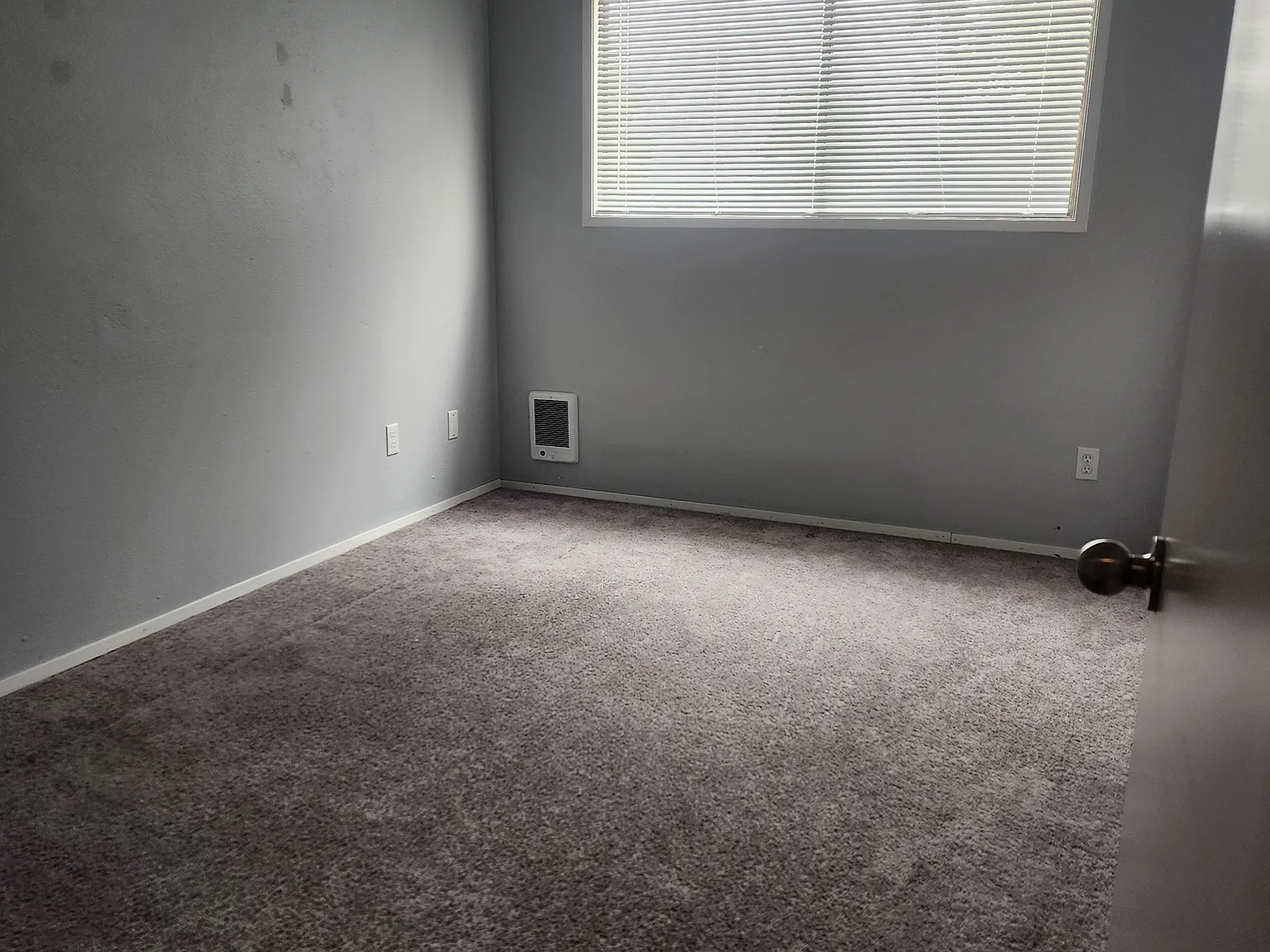 3 bed, 1.5 bath, 1300 sqft, $750 — Photo 4