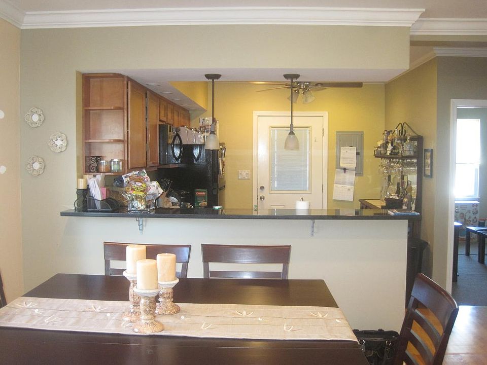 1st image of 4113 N Marmora Ave #2