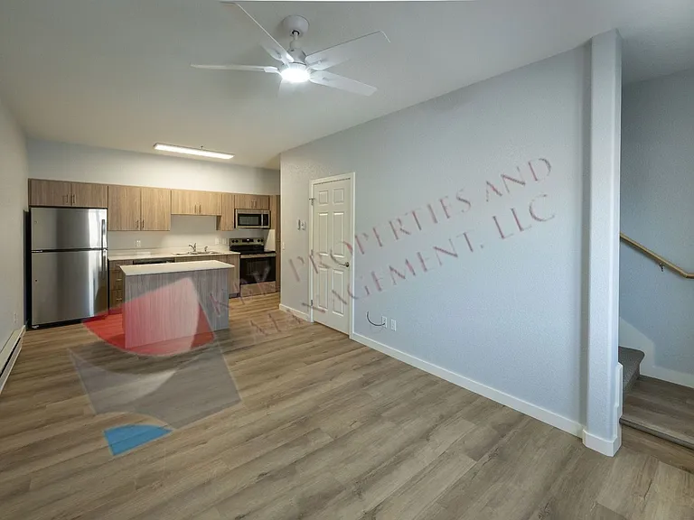 Loma Vista-821 Indiana Ave — Photo 2