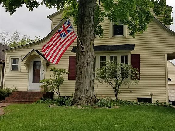 2nd image of 310 Aberdeen Dr