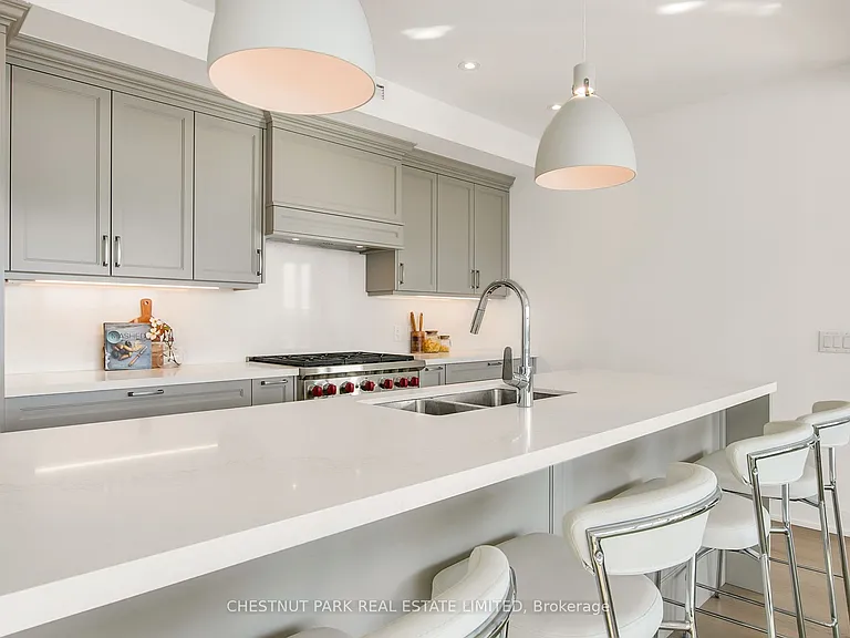1700 Avenue Rd #Penthouse 706 — Photo 15