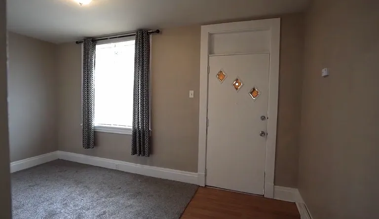 109 Gross St — Photo 6