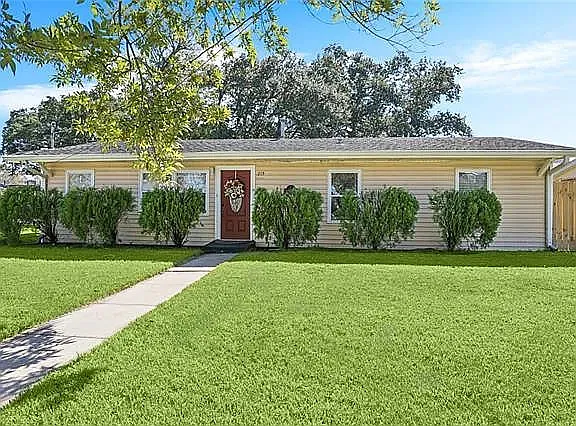 215 Citrus Rd