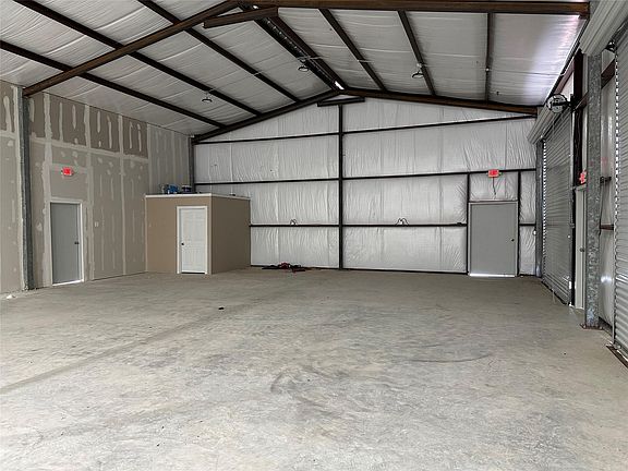 3rd image of 13509 Kaltenbrun Rd