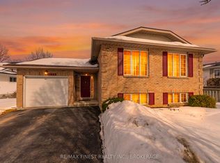 1273 Acadia Dr, Kingston, ON K7M 8R3