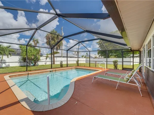 3520 SE 3rd Pl, Cape Coral, FL 33904