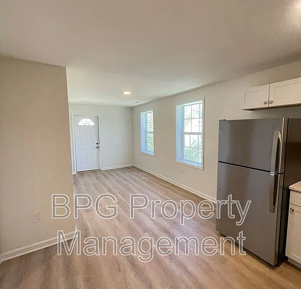 79 Horner St #2 — Photo 11