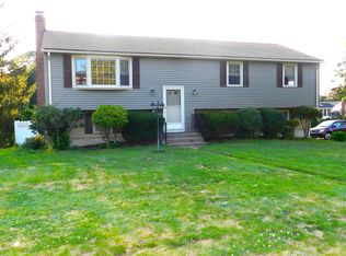 11 Aroda Dr, South Windsor, CT 06074