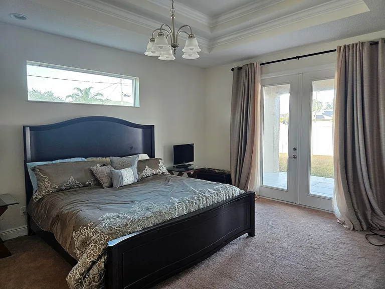 5768 NW Zenith Dr — Photo 14