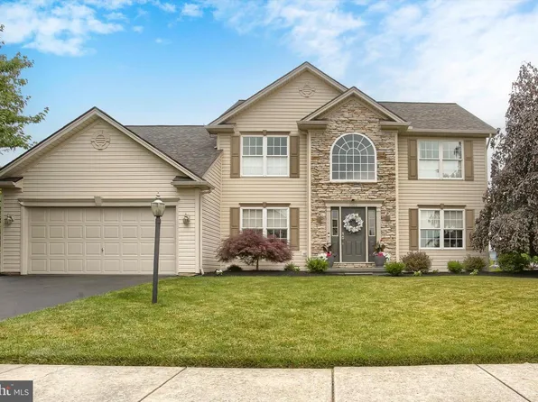 5425 Barbara Dr, Mechanicsburg, PA 17050