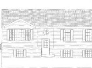 853 Patriots Rd, Templeton, MA 01468