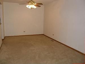 3rd image of 8254 Aspen Ln