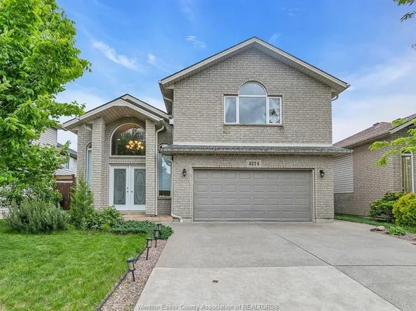 4274 Canberra Ave, Windsor, ON N9G 3E7